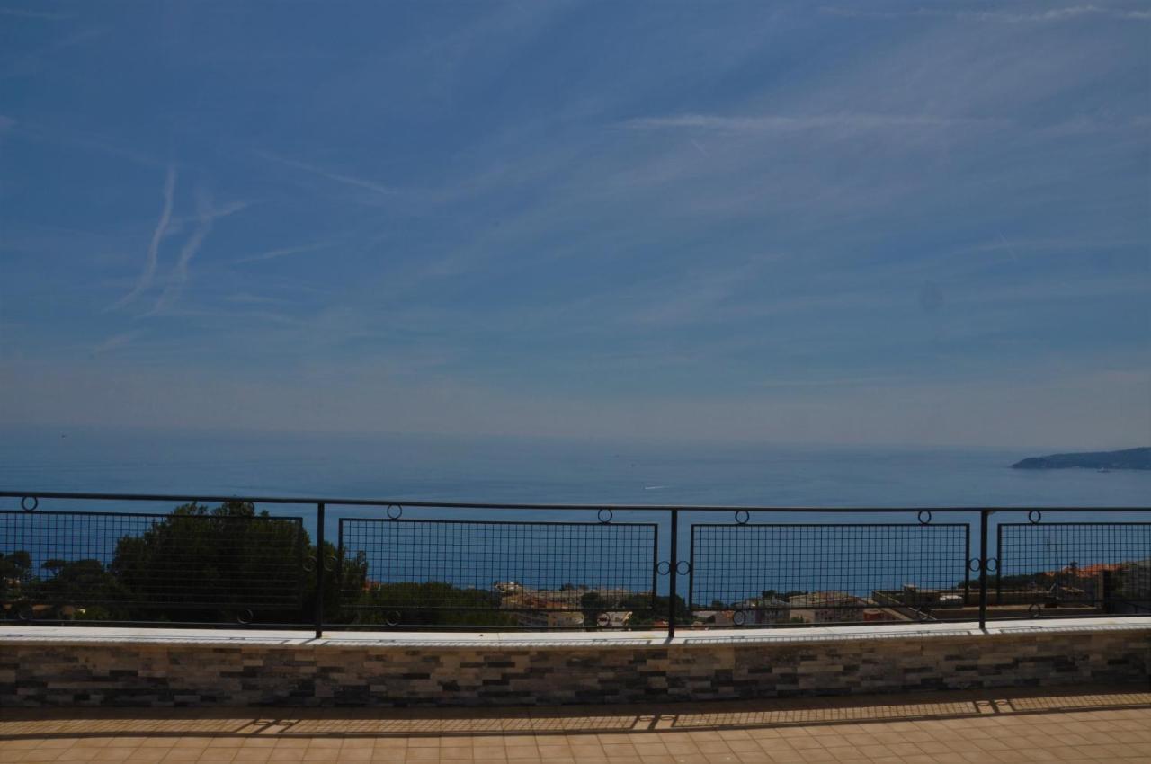 Skyline Apartments Cap-d'Ail Exterior foto